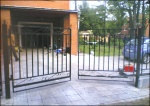 Автоматические распашные ворота типовые решетчатые