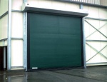 Промышленные автоматические рулонные скоростные ворота Dynaco серии M2 All Weather наружного применения